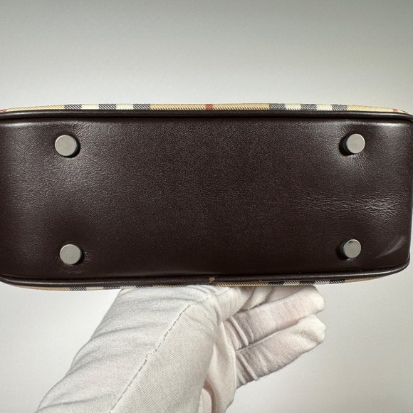 Burberry London Nova Check Vintage Handbag - Picture 3 of 12